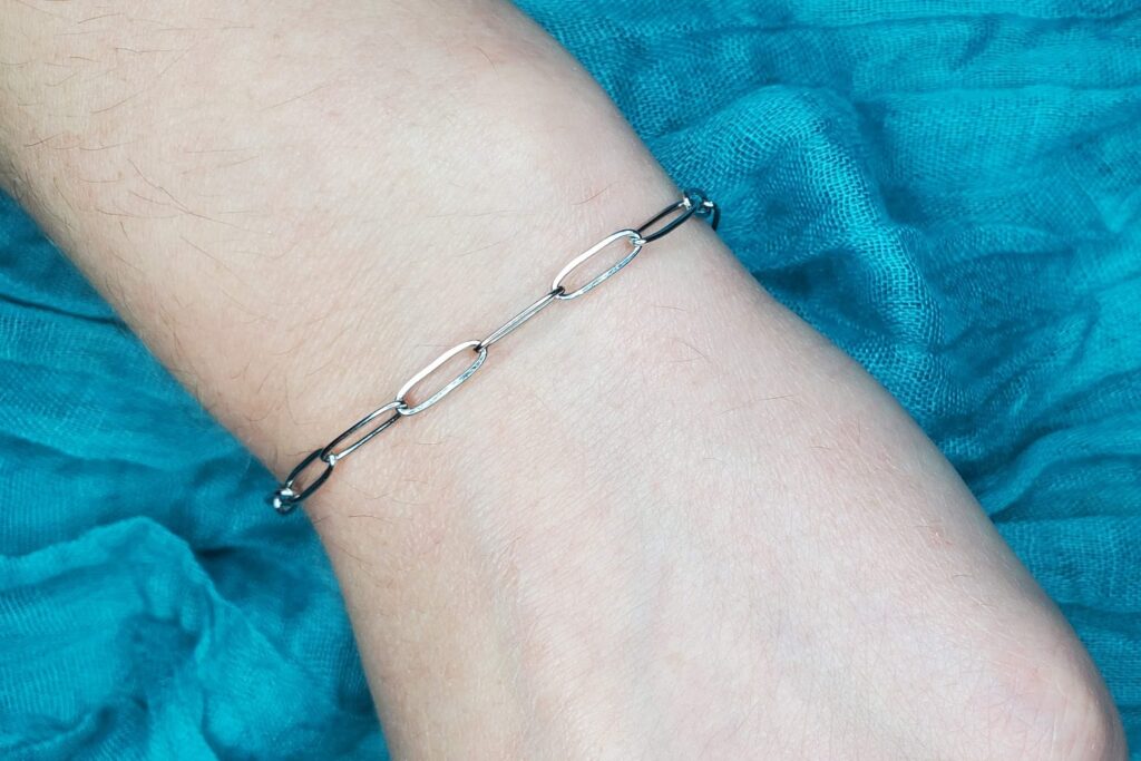 permanent jewelry bracelet on a wrist